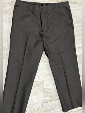 Dockers Men's Dark Gray Chino Pants